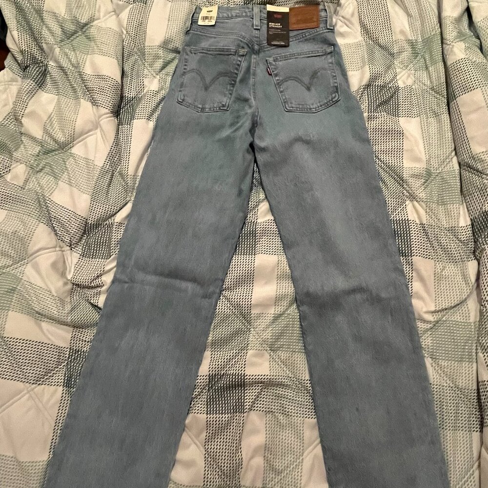 NWT Levi's Ribcage Straight Jeans, 27 x 32